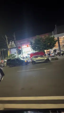 Thik gak ono sing nduwe cita cita ngajak aku ngopi, malem mingguan ngunu tha… Tak tunggu DM mu yaa… #umpamane  #kenanganhanyauntukmu  #tollywood #fypシ゚ #fyp 