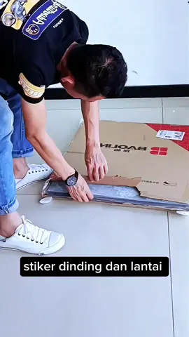 walpaper lantai dan dinding #stikerlantai #wallpaperlantai #stikerlantaimurah #wallpapermarmer #lantaimarmer 