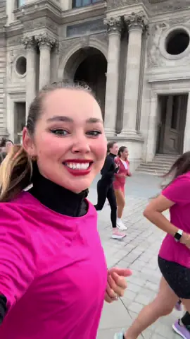 Beautiful morning with incredibly powerful girls! Loved it! Thank you @OYSHO #paris #Running #runningclub #parisienne 