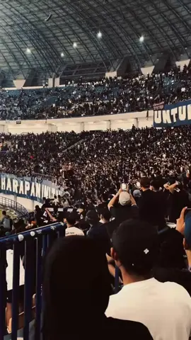 PERSIB ON FIRE!! 🔥 #northernwall20 #1933stillalive #persibonfire #persib #fyp 