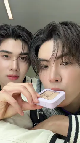You just want attention.. #MaybellinexJoongDunk #MNYFlexPowderMarathon #แป้งมูฟหน้าเนียน #MaybellineThailand  #JoongDunk