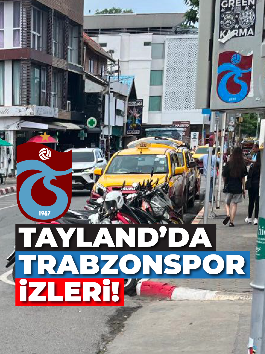 ♥️💙 Tayland sokaklarında Trabzonspor izleri! Trabzon'a yaklaşık 8 bin kilometre uzaklıktaki Tayland’ın turistik adası Koh Samui’de sokaklarda Trabzonspor logosu görüldü. Bordo-mavili taraftarlar Tayland’da sokaklara takımlarının logolarını yapıştırdı. Dünyanın dört bir yanında Trabzonspor'un izi olması dikkat çekti.  #trabzonspor #trabzon #football #thailand #kohsamui