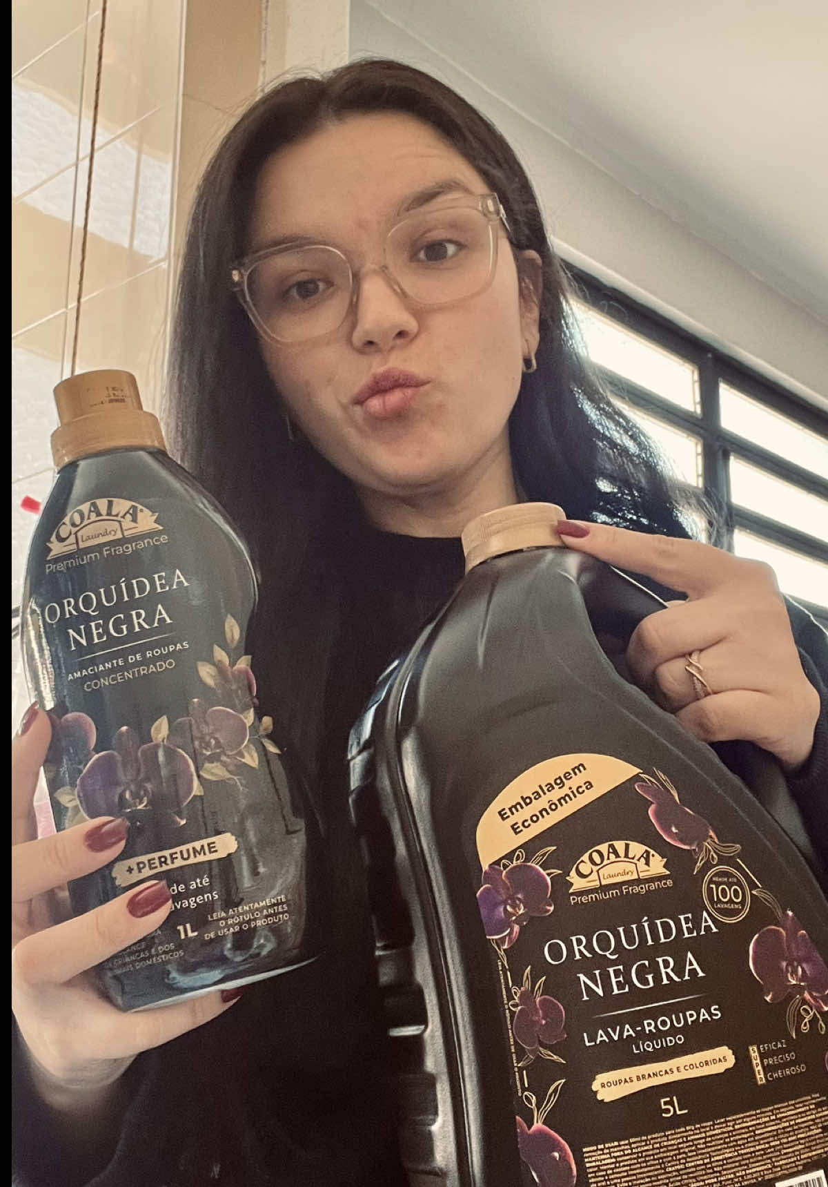 Testei o lava roupas e amaciante da linha Coala Laundry Orquídea negra e não gostei 🫠 Ps: Comprei na live do perfil oficial aqui do tik tok! #coala #orquideanegra #review #produtosdelimpeza #viraltiktok #fy 