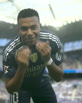 ANOTHER GOAL FOR KYLIAN MBAPPE! HE IS UNSTOPPABLE THIS SEASON SO FAR 🔥 #LALIGA #futbol #Soccer #football #realmadrid 