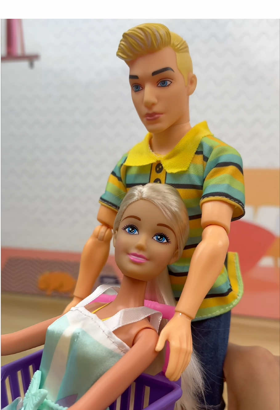 Barbie and Ken Set Up Their Convenience Store 🛒#barbie #BarbieAndKen #foryou #BarbieMovie #barbiegirl 