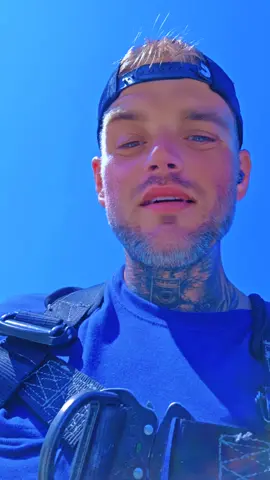 #fypシ #celltowertechnician #towerclimbersofamerica #bluecollarboys #Richmond @OTURAMEYI @Towerhands 