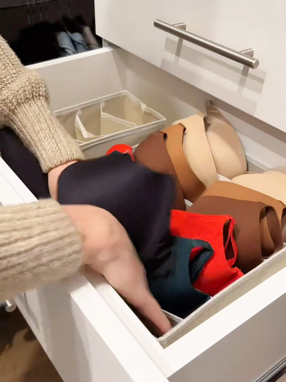coisa que tem que ter em casa . #Colmeia #Organizadora com #Divisórias Organizador de #Guarda Roupas Peças #Intimas 