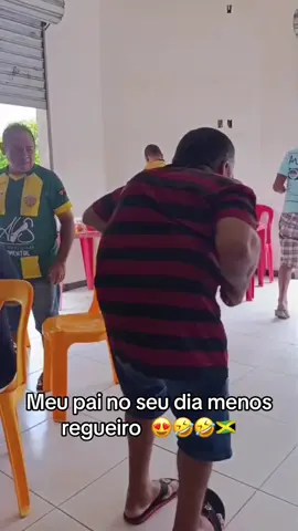 Ele é bom de reggae 🇯🇲🤣😍#reggae #fyp #regueiros #amo #pai 