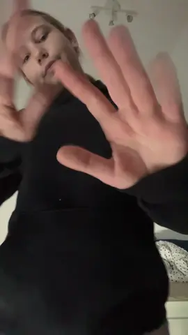 #hilfe #montag #schule #outfit #fyyy 