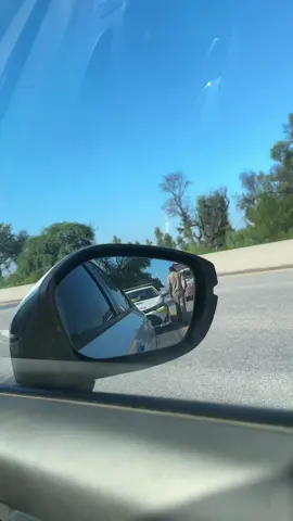 Wahid yeh grande hain jis ky agy civic ko rokna hi parhta hain 💔😐#creatorsearchinsights #haval #car #mg 