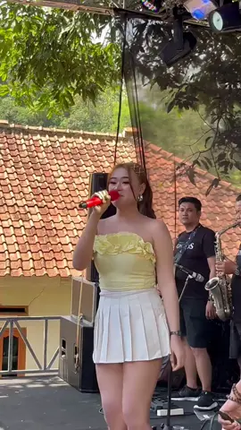 Pengen dikawin🥰💛🌻 #donijosgroup #ilafadilah #pengendikawin #fyppppppppppppppppppppppp 