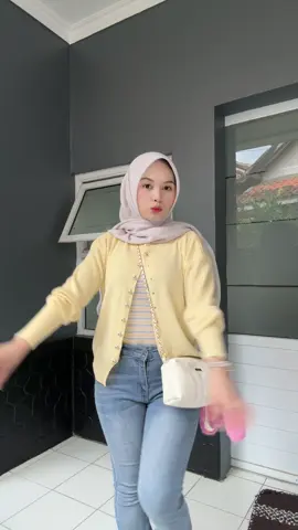 udah mulai suka sama baju kuning 💛🫰🏻✨