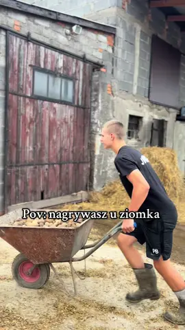 Tak jest 😂😂@🚜🔥𝓟𝓪𝔀𝓮𝓵🤠🌾 #dc #viral #goviral #rolnictwotowięcejniżpasja🚜 #oporowocałodobowo 