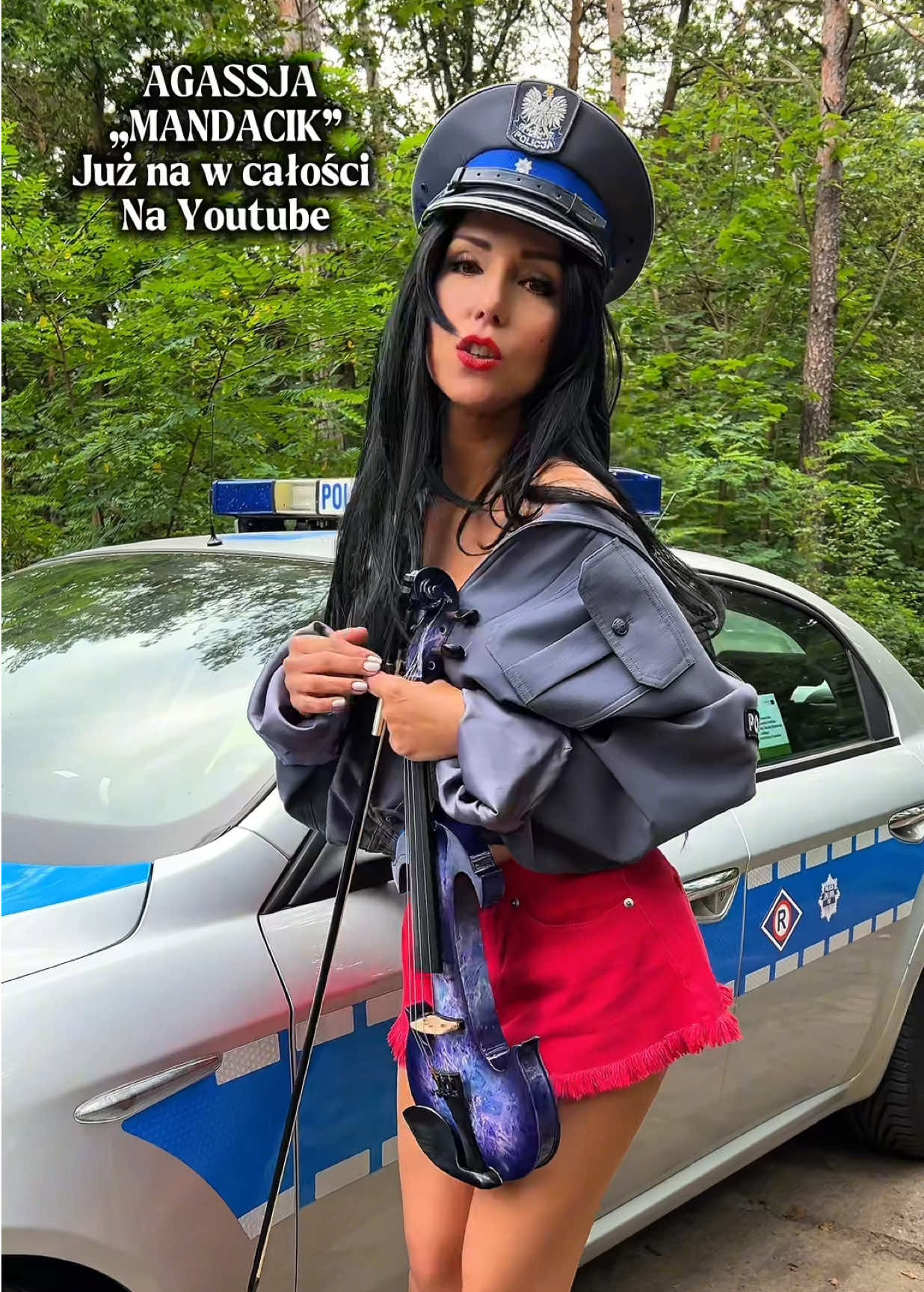 Kto już oglądał, moją interpretację Mandaciku w całości na YouTube?😁🎤🎻 🤪😛 Dziękuję @Prlauto Perły Motoryzacji  za udostępnienie samochodu i pomoc w realizacji videclu 😘#mandacik #discopolo #skrzypceelektryczne #polskamuzyka #violincover 