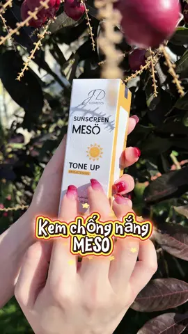 Lần đầu tiên xài dòng kem chống nắng mà tui mê dị luôn đó !!! #chốngnắngmeso #xuhuong #cangbongda #hot #jennyduong 