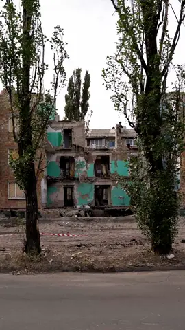 Russia is death and terror against civilians. A residential building in Darnytsia was hit by the aggressor’s missile. Twenty-two people were killed, including four children. Together with our European partners, we honored the memory of the victims of this horrific attack.