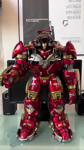 Цена:60000грн. В наличии. Фигурка 1/6 hot toys mms 510 AVENGERS AGE OF ULTRON HULKBUSTER DELUXE Отличное состояние. Вес фигурки 10кг Высота 53см и более 30 точек артикуляции Более 20 точек подсветки Глаза, грудь, ладони, спина и ноги, взаимозаменяемая поврежденная в бою нагрудная броня Кроме того, эта версия Deluxe будет включать исключительно светодиодную подсветку отбойного молотка с левой рукой, сменное фиксирующее предплечье и Hulkbuster Pod Бюст марк 43 с подсветкой глаз и груди Сменная рука длиной 35см и 41 в раскрытом виде Hulkbuster Pod 6см ❗️(нет его маленькой подставки) ❗️нет баттареек и инструкции Фігурка 1/6 hot toys mms 510 AVENGERS AGE OF ULTRON HULKBUSTER DELUXE Відмінний стан. Вага фігурки 10кг Висота 53см і більше 30 точок артикуляції Більше 20 точок підсвічування Очі, груди, долоні, спина та ноги, взаємозамінна пошкоджена в бою нагрудна броня Крім того, ця версія Deluxe буде включати виключно світлодіодне підсвічування відбійного молотка з лівою рукою, змінне фіксуюче передпліччя і Hulkbuster Pod Бюст марк 43 з підсвічуванням очей та грудей Змінна рука довжиною 35см і 41 у розкритому вигляді Hulkbuster Pod 6см ❗️(немає його маленької підставки) ❗️немає батарейок та інструкції