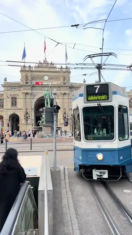 Zürich Switzerland📍🇨🇭 . . #schweiz #switzerland #zürich #zurich #zürichcity 