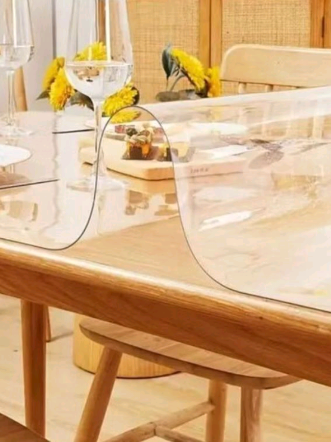 Toalha de mesa de plástico térmica para 4 6 8 e 10 lugares impermeável.  COMPRE COM DESCONTO NESTE LINK:  https://s.shopee.com.br/4AqX4sDi7c #limpeza #praticoefacil #baratinhos 