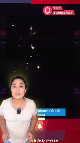 🚨 Meteorite Update from Panama 🌌 The witness has revealed the exact spot where it was found… and now he’s breaking it apart and sending pieces across the globe. ✈️🪐 What could this mysterious rock really be? A space fragment… or something not of this world? 👽 Drop your theories below ⬇️ #ParanormalLink #meteorite #alien #panama #viral 