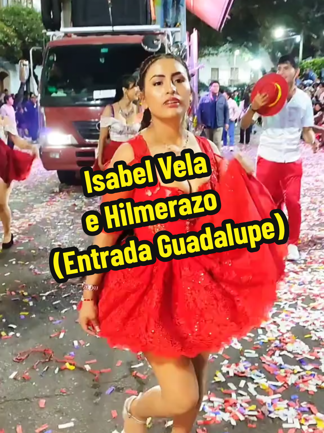 @ISABEL IV🐥🇧🇴 y @hilmerazoo luciéndose en la Entrada de la Virgen de Guadalupe en Sucre. #Sucre #virgendeguadalupe #cultura #bolivia🇧🇴 