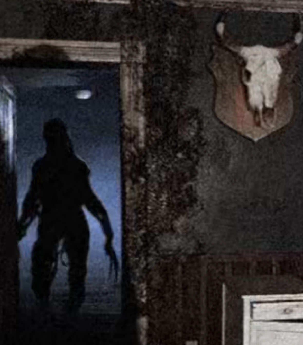 tapes & memories 📼 i loved resident evil 7 biohazard when it first came out & i’m still obsessed today 📺 // #horror #residentevil7 #residentevil #fyp #nostalgia 