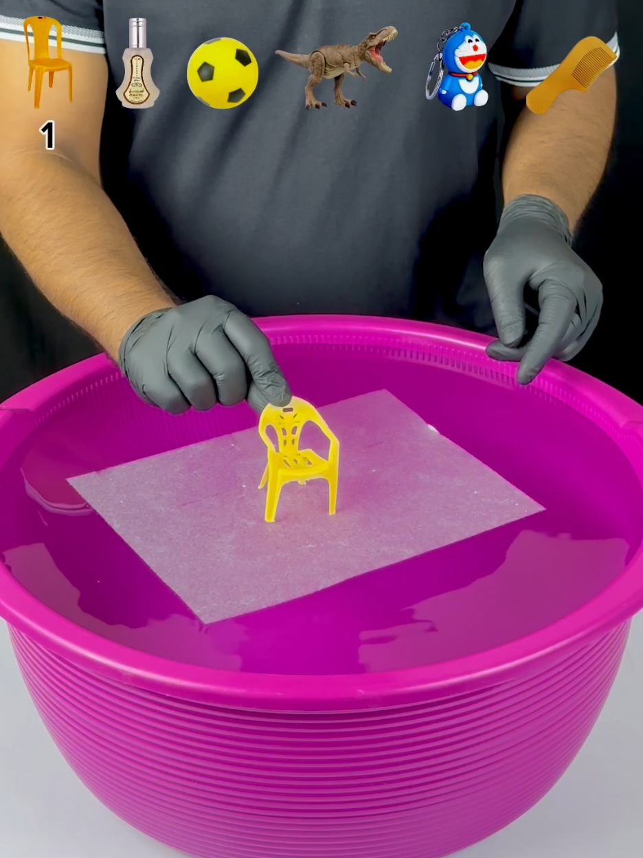 TRY TO GUESS HOW MANY PAPER WILL FLOAT? #experiment #waterexperiment #oddlysatisfying #asmr #asmrsatisfying #asmrvideo #asmrsound #satisfyingvideos #asmrtiktoks #scienceexperiments #foryoupage #viralvideos #viraltiktokvideo #unitedstates #unitedkingdom #foruyou #fyp 