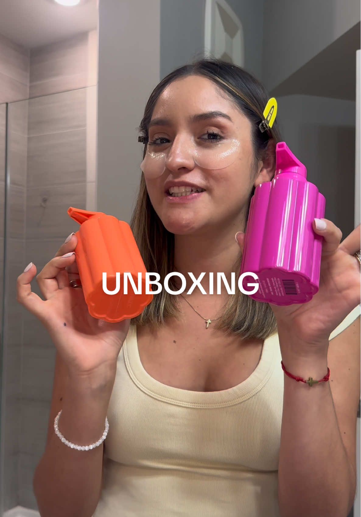 Han utilizado alguno? Yo amo esta marca! @amika  #haircare #hairproduct #unboxing #amika #hairgrowth 