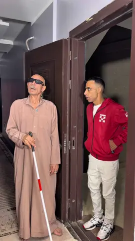 شاب غني يطلب طلب غريب من فتاة كفيفة وللأسف #العطلان 