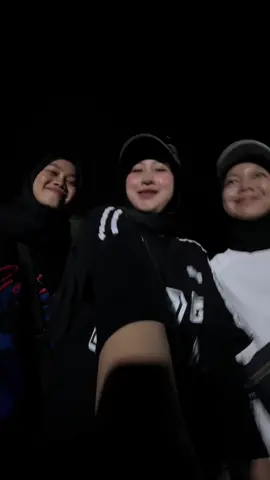 Psikolog mahal sayang, kita cuma butuh NDX AKA #ndx #ndxaka #ndxkonser #ndxakafamilia #gresik24jam 