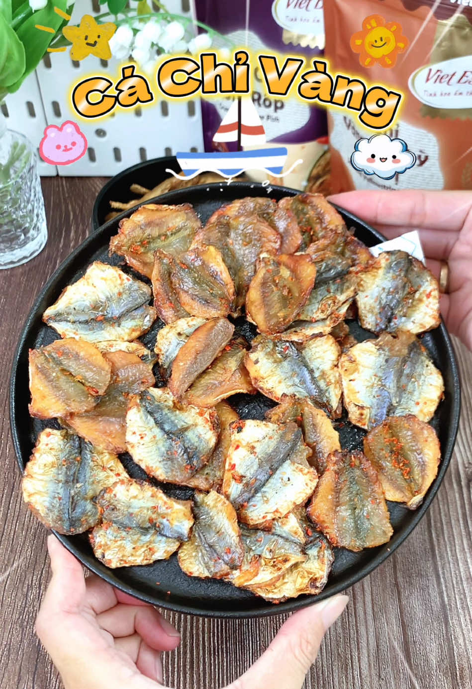 Cá chỉ vàng keo lỳ thịt dày chắc tê tê cay cay. Ngồi lai rai cùng 🍻🍺 cuối tuần chill chill lắm nha mọi người 🤤🤤 #cachivangkeoly #cachivang  #khocachivang #salegiuathang #cuocduanhasangtao 