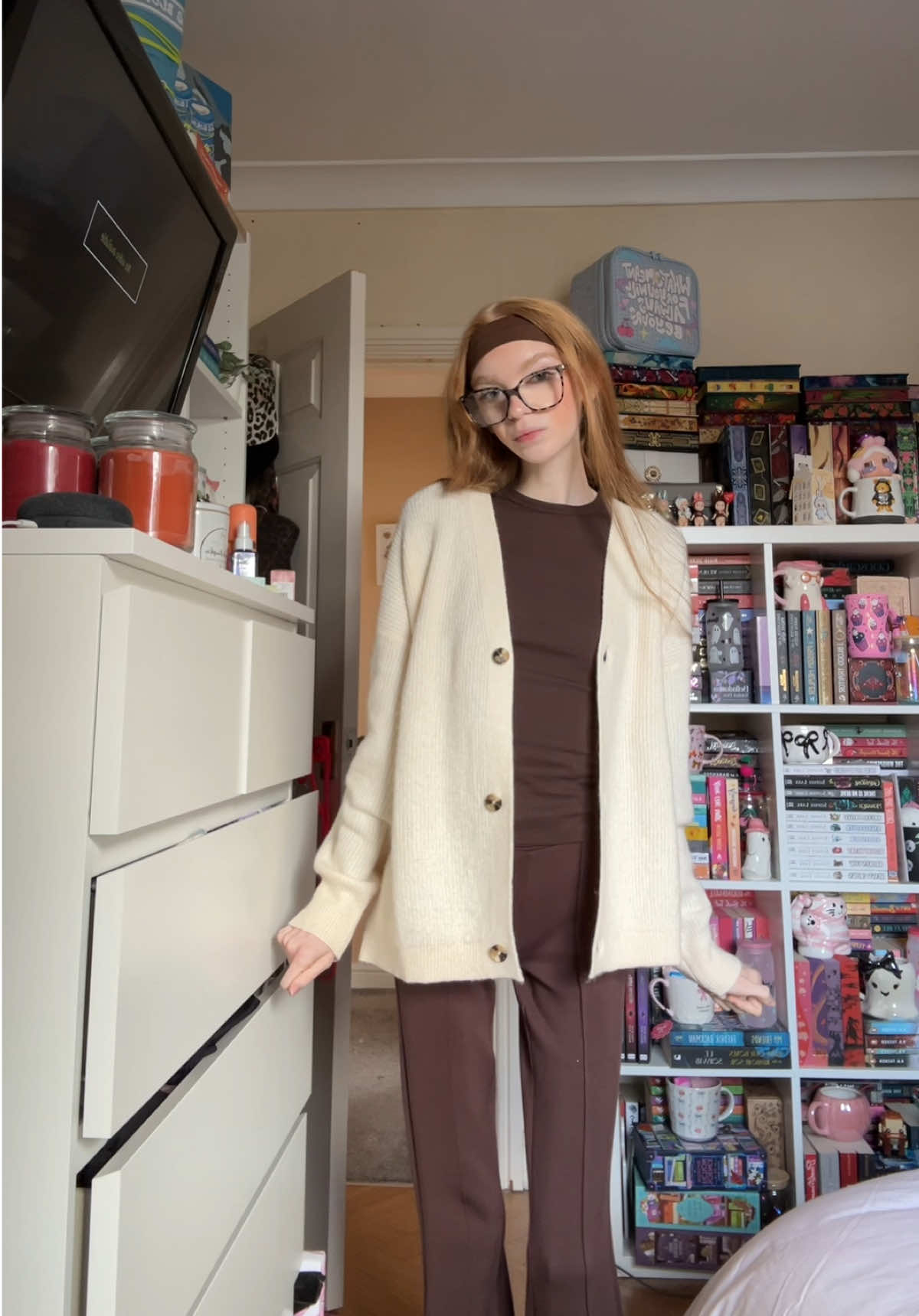 feeling very autumnal🧸🍂 @BERSHKA @Primark #fyp #foryoupage #outfit #beauty #autumn 