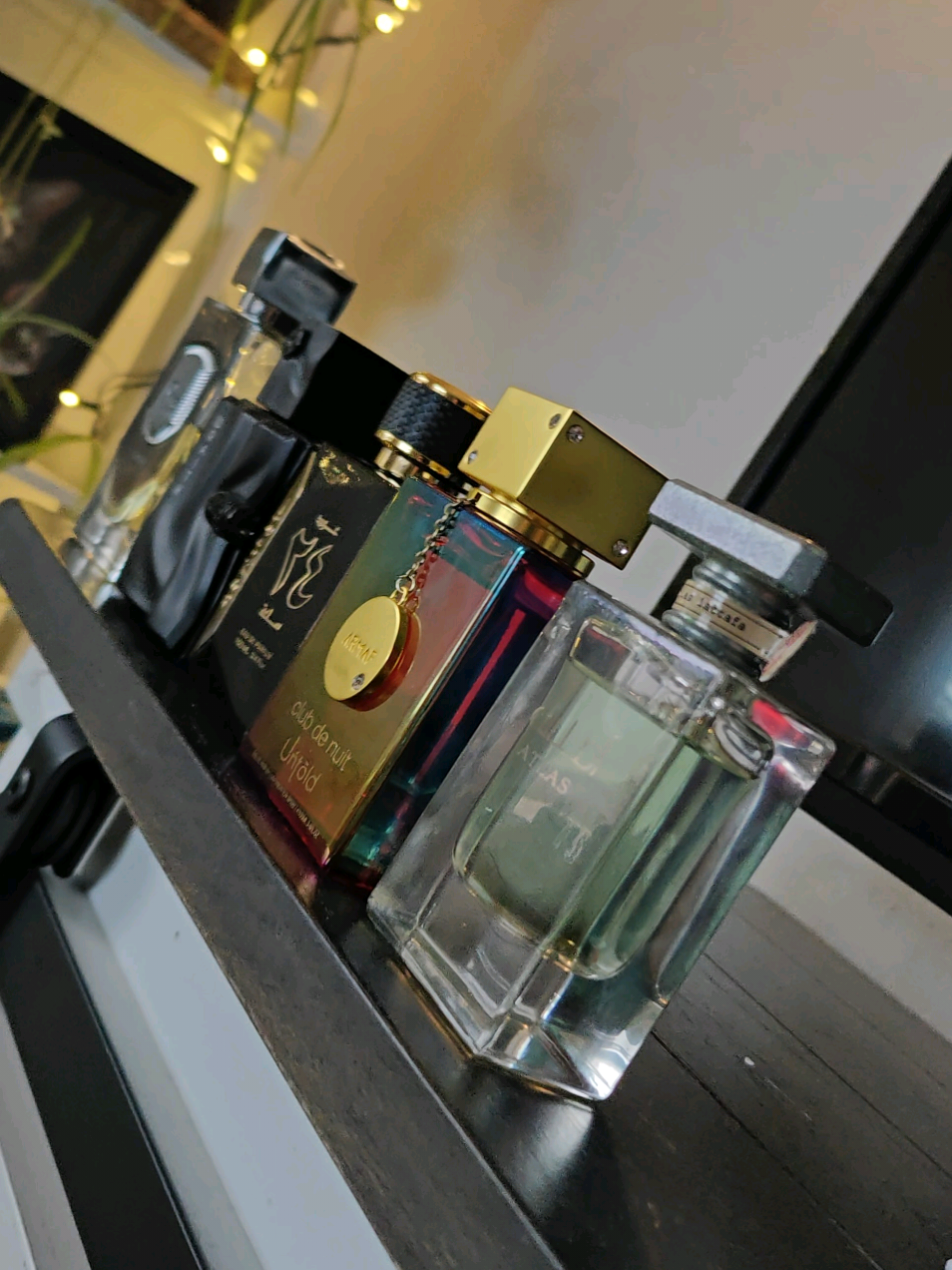 5 affordable fragrances that I love, but aren't the safest blind buy 🤝🔥 #fragrance #fragrancetiktok #bestmensfragrances 