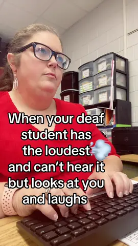 The best times🤣🤣🤣 #fart #schoollife #teacher #deaftiktok 