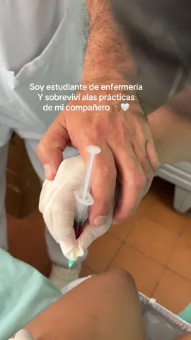 #enfermeria #practica #intramuscular #viraltiktok 