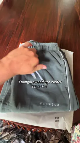 The black ones are still in stock 🙏🙏😭#youngla #GymTok #Fitness #gymbro #fypシ゚viral 