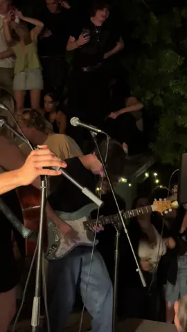 “Free Bird” last night with @birchwoodsb 🦅 #guitar #guitartok #ucsb #freebird