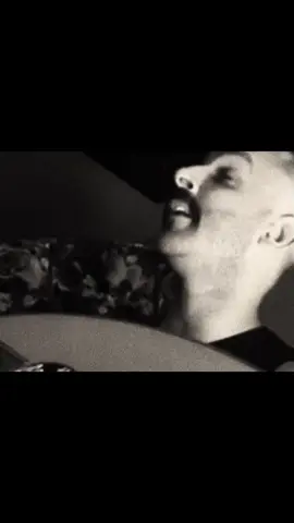 ضاري الشمري - #ضاري_الشمري #ضاري_الشمري🇰🇼 #عود #عزف 