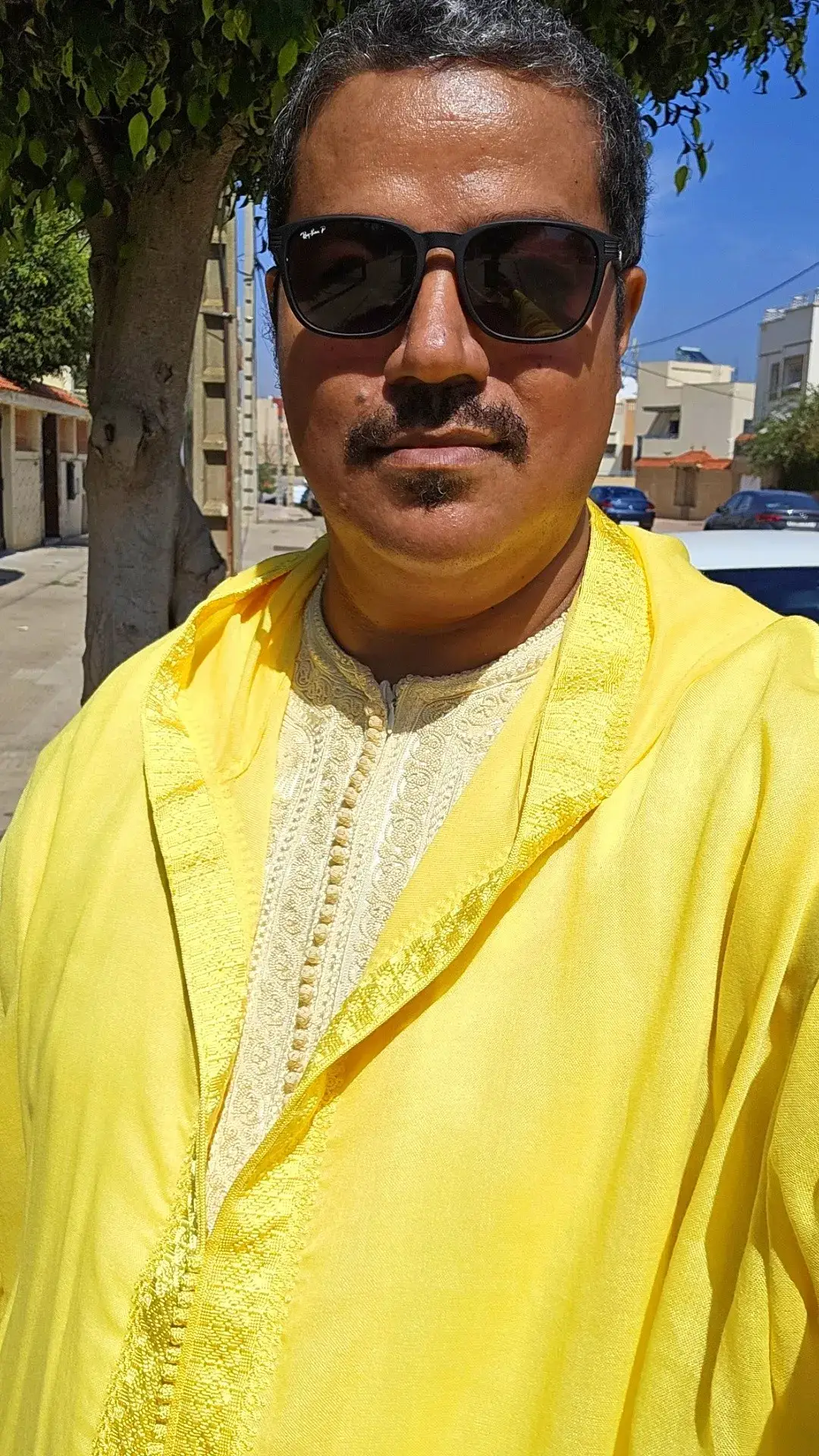اللهم إني أسألك بنور وجهك الذي ملأ أركان عرشك وأسألك بطول حول شديد قوتك وأسألك بتوكيد أكيد برهانك، وأسألك ببديع منيع رفيع سترك، وأسألك بقدر مقدار اقتدار قدرتك وأسألك بدوام دموم ديموميتك وأسألك بعزيز معتز عزتك وأسألك بجلال جمال نعمتك #المملكة_المغربية_الشريفة🇲🇦 #صلوا_على_رسول_الله #الدعاء #ذكر_الله_هو_الأجمل #الدار_البيضاء_مراكش_الرباط_طنجة 