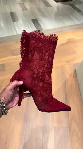 High fashion boots 😍  DM to shop  #Saks #SaksFifthAve #Fashion #fyp #floydon5th 