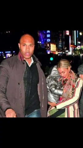 essa é só para vocês lembrarem que feio também trai #tianeyde #bonitofeio #beyonce #jayz #popmusic 