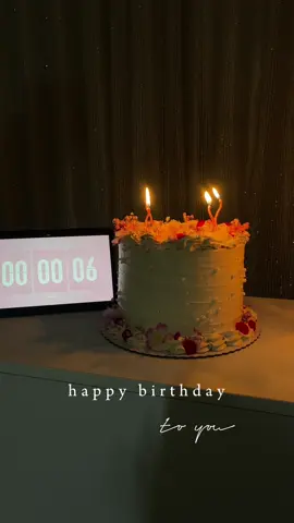 كل عام وأنتِ روحي وفرح أيامي 😍#عيدميلادسعيد🎂🎁🎉 #august #شهرتاسع