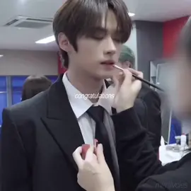 onb WE are cracking Leeknow🥹#leeknowedit #fyppppppppppppppppppppppp #straykidsedit #leeknow #leeknowstraykids 