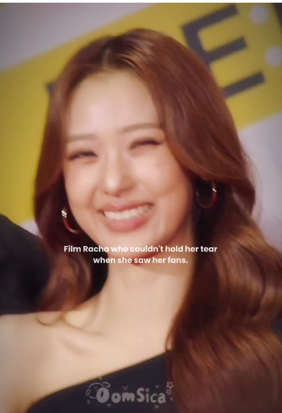 Sẽ thương yêu em suốt đời. Sẽ cố gắng làm thật nhiều điều cho em. Chỉ muốn gom tất cả kẹo ngọt trên đời để dành cho đứa nhỏ ngoan ngoãn này. #filmrachanun #ฟิล์มรชานันท์ 