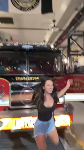 Fire truck:1 Lexi:0 #bachelorette #firefighter #saturday 