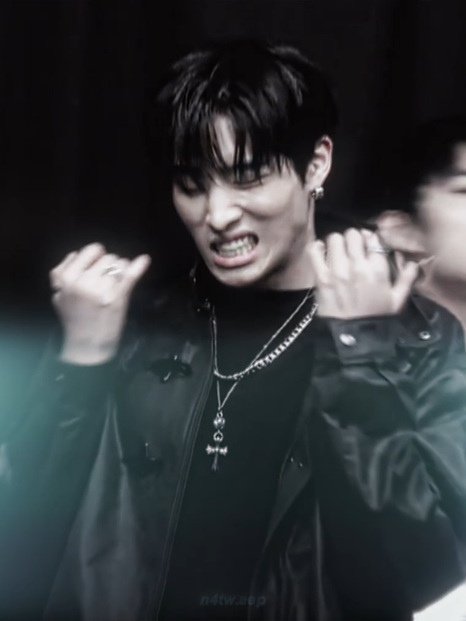 #KEEHO - bro took clipfarming seriously #yoonkeeho#edit#p1harmonyedit #omgpage#viral#xybca #p1harmony #fyp cc honeyjoonie scp @choistae keeho p1harmony edit shake dat  ib 