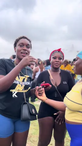 Nice ladies pulled up at Vendor Vault. #vendorvault #vendorvault25 