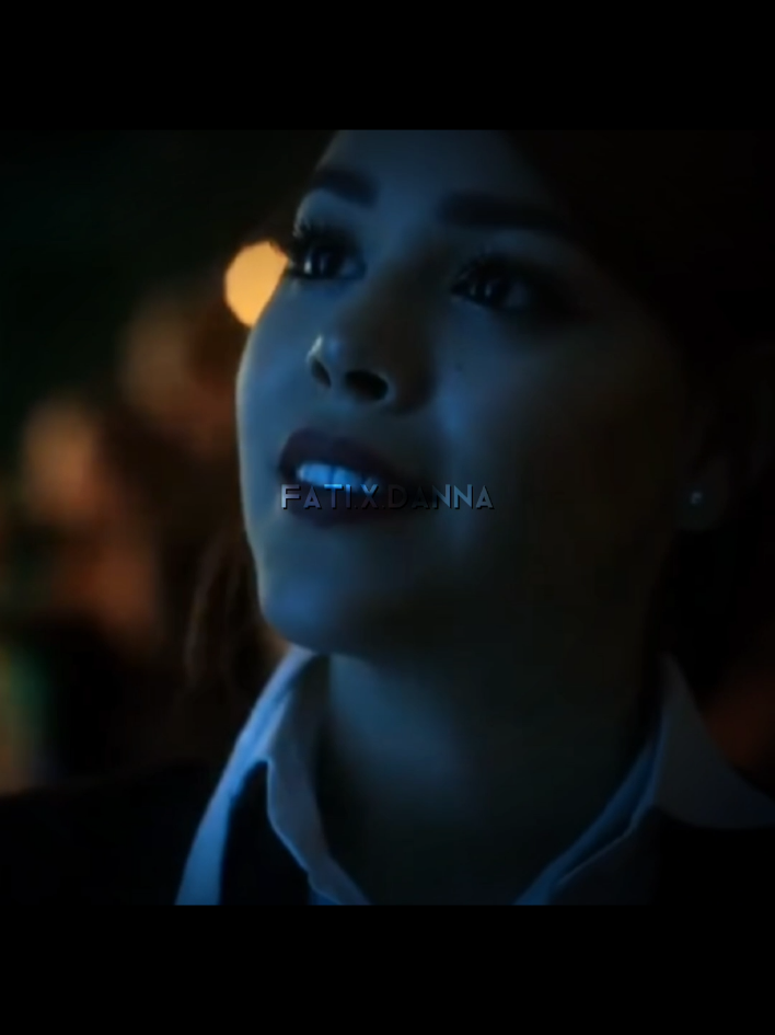 Mejor sola que mal acompañada ✨  @Danna #algoritmotiktok #lucreciamontesinos #dannapaola #elite #alterego @TikTok 