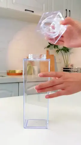 Kit 3 Garrafa de Acrílico Plástico Sem BPA Resistente Geladeira Suco Leite Chá Quadrada Resistente1L ##garrafa##garrafadeacrilico##suco##casanova