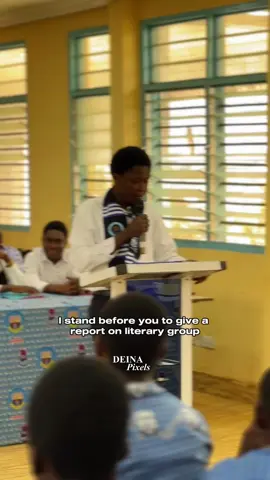 #deinadaily; Acquah Henry Agyei, LG President, presented the annual LG report at the Osei Tutu SRC handing-over ceremony. 